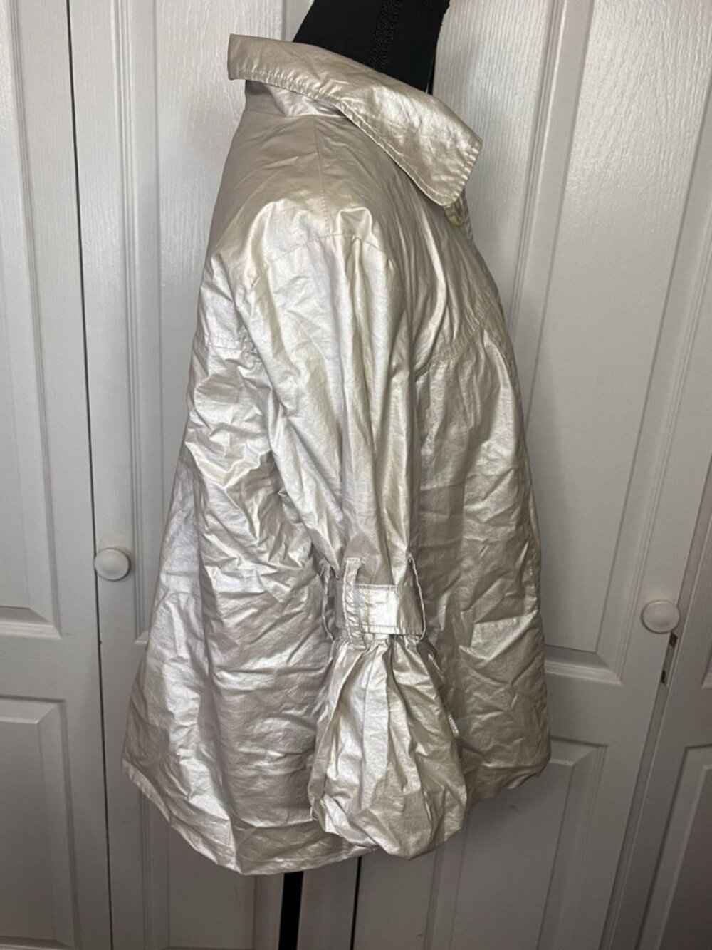 Tribal Brand Silver Metallic Jacket Sz 10 3/4 Roll Balloon Sleeves Rain Coat - Picture 4 of 8